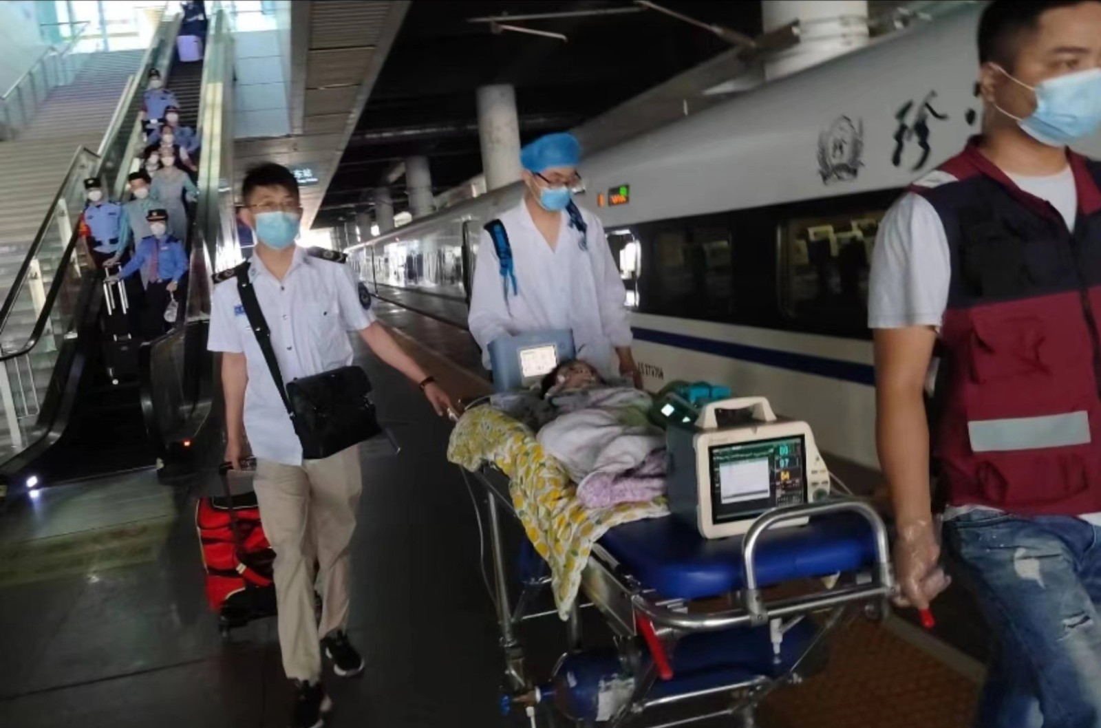 盖州市高铁转运公司